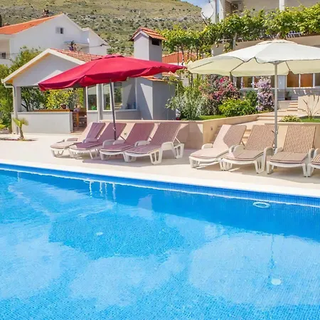 Mit Grossem Balkon Apartment Trogir